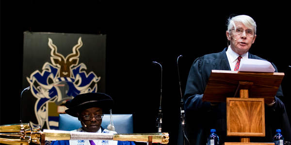 incent Carruthers delivers Gold Medal acceptance speech at Wits graduation